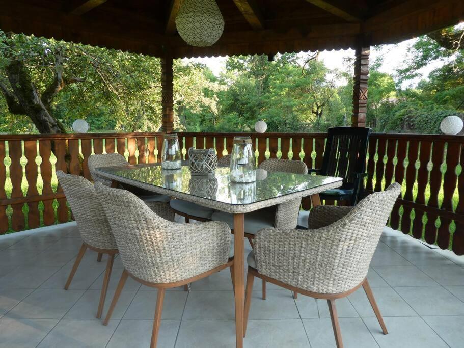 Horace Guesthouse Pool & Hot Tub & Bikes & River Dejani Εξωτερικό φωτογραφία
