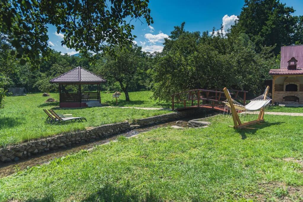 Horace Guesthouse Pool & Hot Tub & Bikes & River Dejani Εξωτερικό φωτογραφία