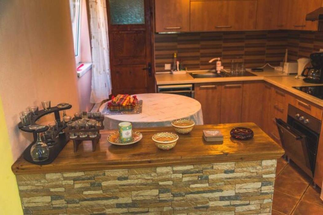 Horace Guesthouse Pool & Hot Tub & Bikes & River Dejani Εξωτερικό φωτογραφία