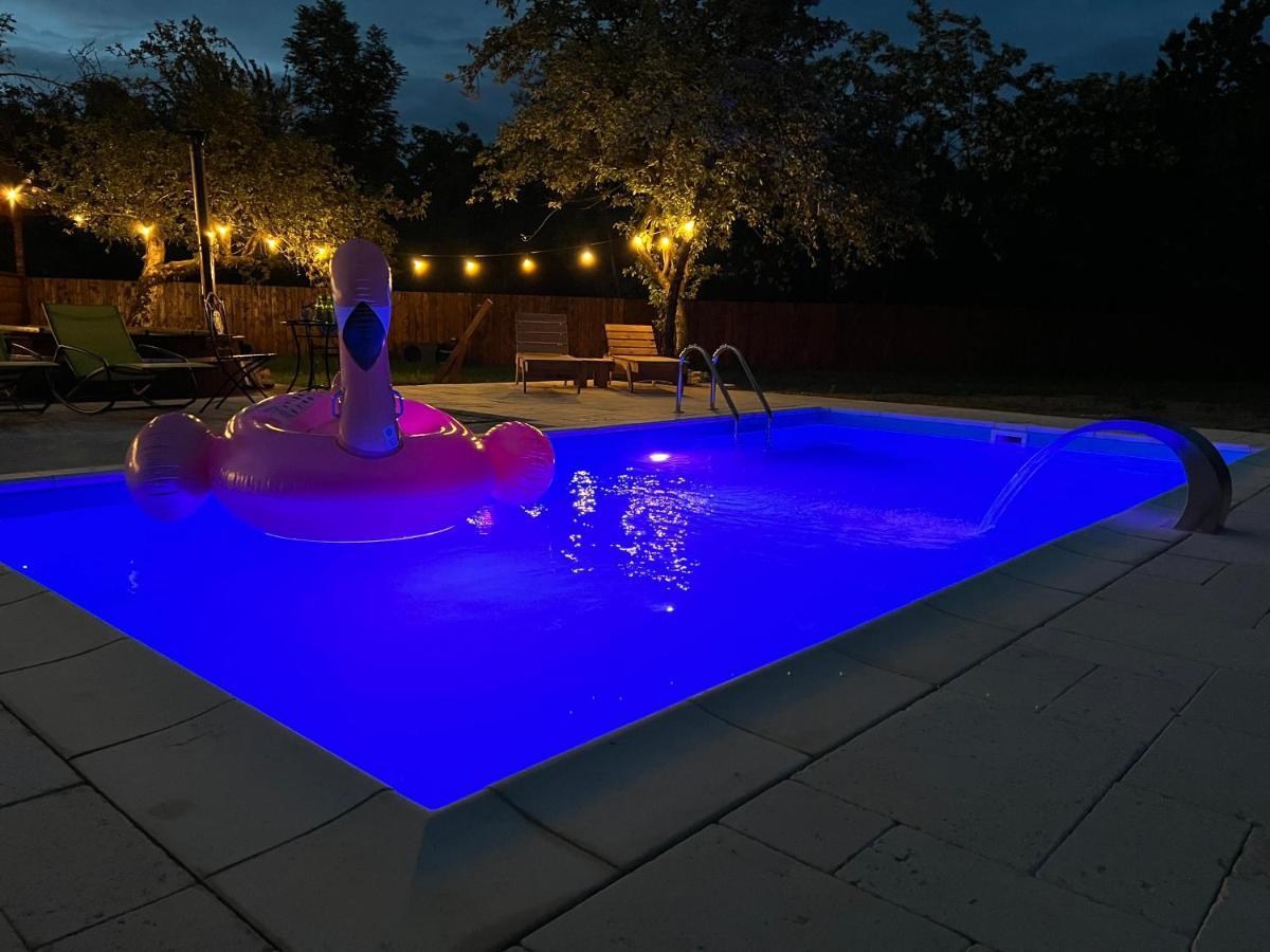 Horace Guesthouse Pool & Hot Tub & Bikes & River Dejani Εξωτερικό φωτογραφία