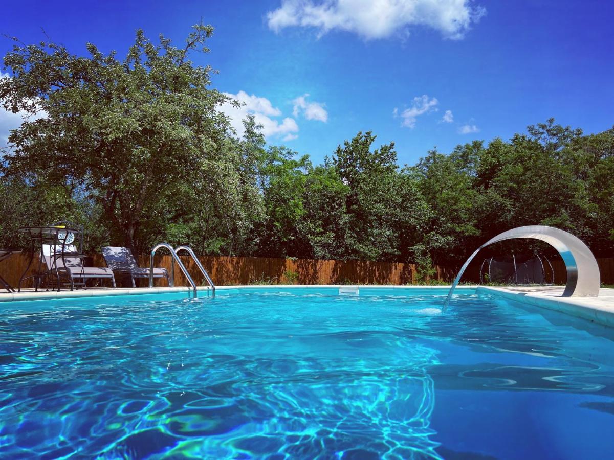 Horace Guesthouse Pool & Hot Tub & Bikes & River Dejani Εξωτερικό φωτογραφία