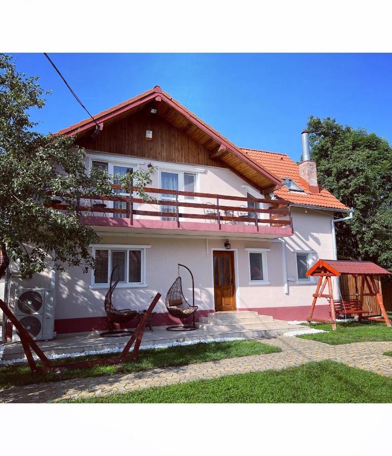 Horace Guesthouse Pool & Hot Tub & Bikes & River Dejani Εξωτερικό φωτογραφία